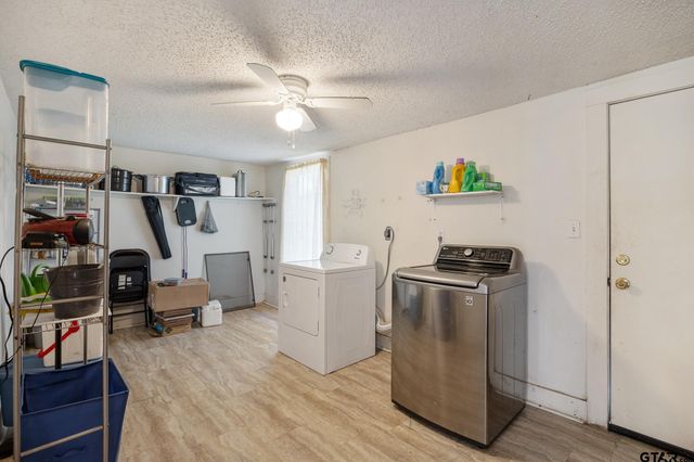 803 W Noble, Troup, TX 75789