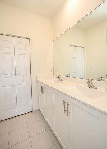 11064 W 33rd Way, Hialeah, FL 33018