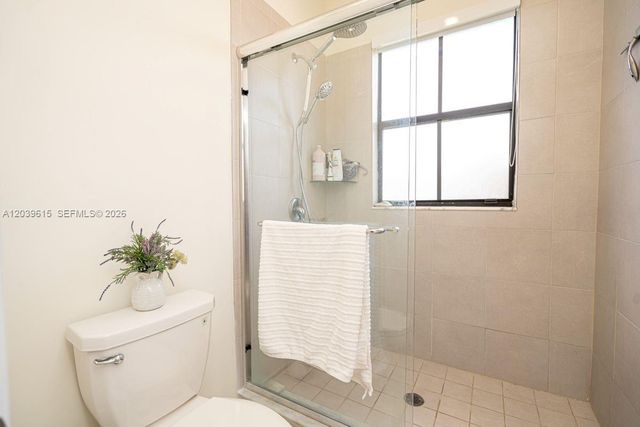 11064 W 33rd Way, Hialeah, FL 33018
