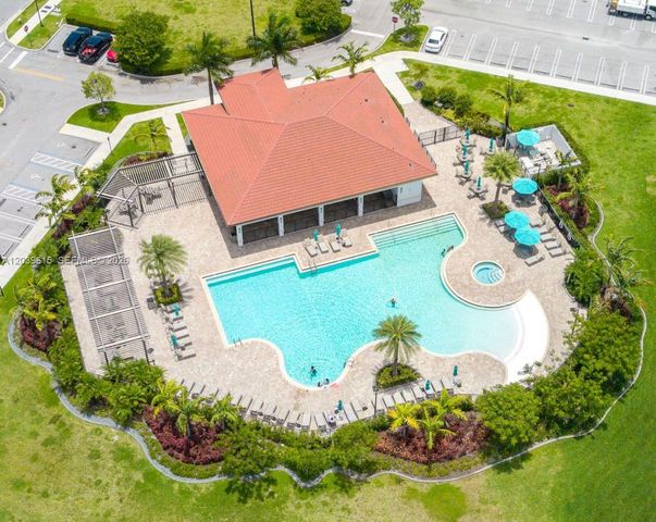11064 W 33rd Way, Hialeah, FL 33018