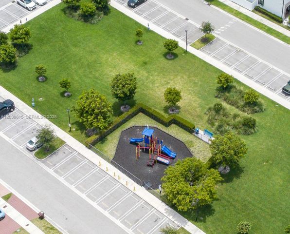 11064 W 33rd Way, Hialeah, FL 33018