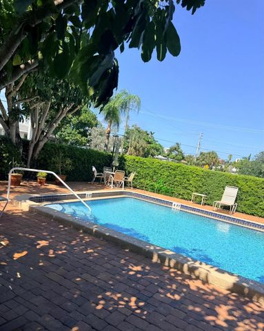 2400 NE 10th Street 106, Pompano Beach, FL 33062