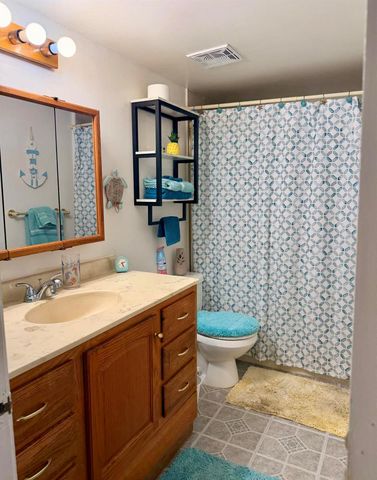 2400 NE 10th Street 106, Pompano Beach, FL 33062