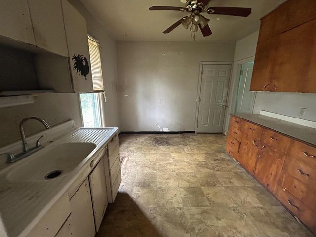 1108 6th Street, Beloit, WI 53511