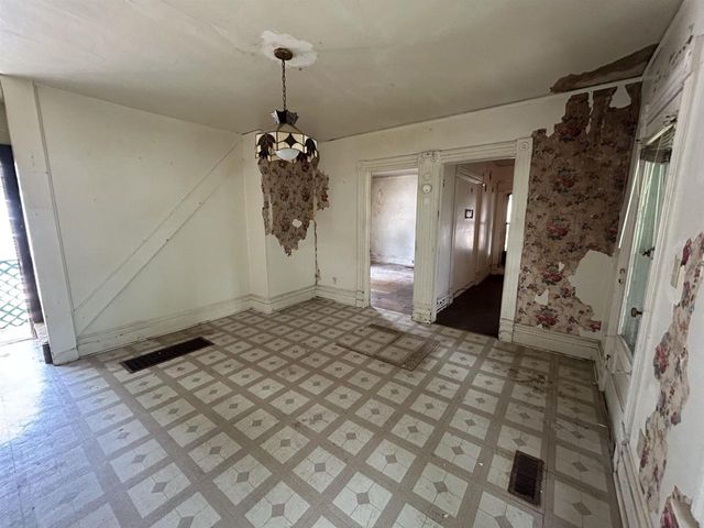 1108 6th Street, Beloit, WI 53511