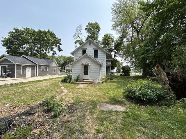 1108 6th Street, Beloit, WI 53511