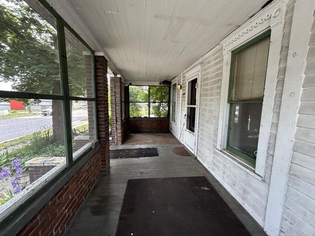 1108 6th Street, Beloit, WI 53511