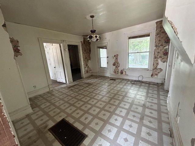1108 6th Street, Beloit, WI 53511