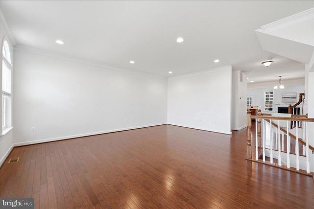 1626 LISMORE TER NE, Leesburg, VA 20176