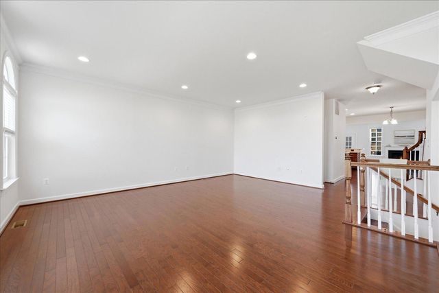1626 LISMORE TER NE, Leesburg, VA 20176