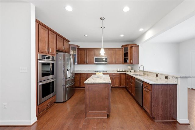 1626 LISMORE TER NE, Leesburg, VA 20176