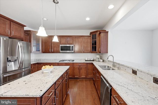 1626 LISMORE TER NE, Leesburg, VA 20176