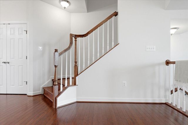 1626 LISMORE TER NE, Leesburg, VA 20176