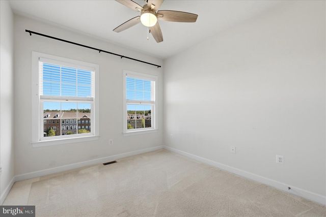 1626 LISMORE TER NE, Leesburg, VA 20176