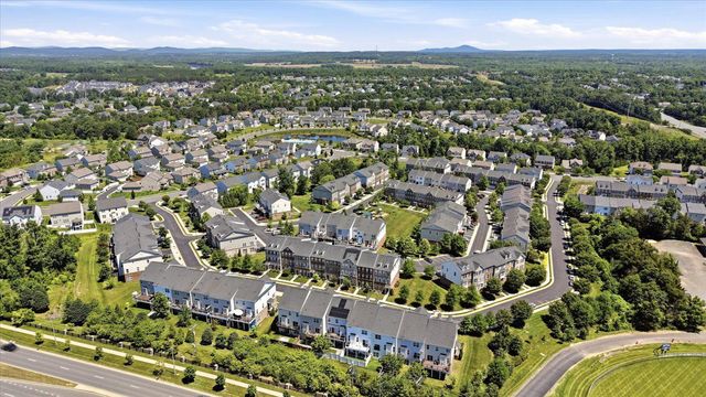 1626 LISMORE TER NE, Leesburg, VA 20176