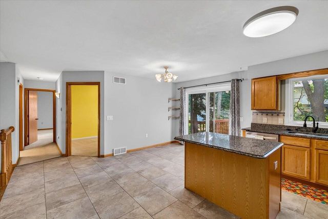 6209 Adobe Way, Madison, WI 53719