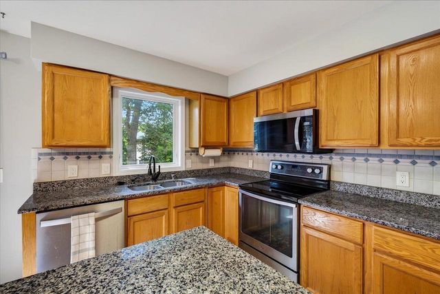 6209 Adobe Way, Madison, WI 53719
