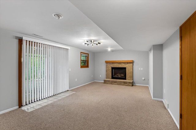 6209 Adobe Way, Madison, WI 53719