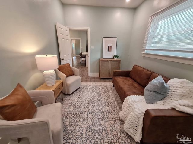 1118 W Belmont St, Pensacola, FL 32501