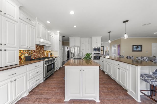 80 Stonegate Terrace, Hot Springs, AR 71913