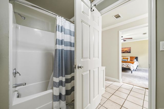 80 Stonegate Terrace, Hot Springs, AR 71913