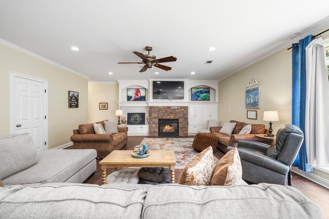 80 Stonegate Terrace, Hot Springs, AR 71913