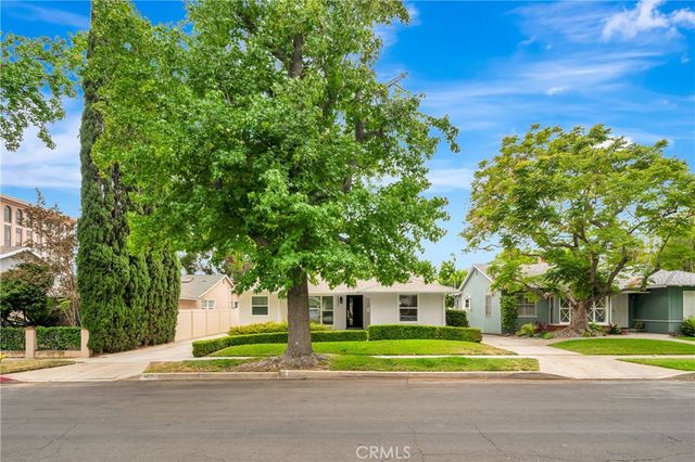 4833 Longridge, Sherman Oaks, CA 91423