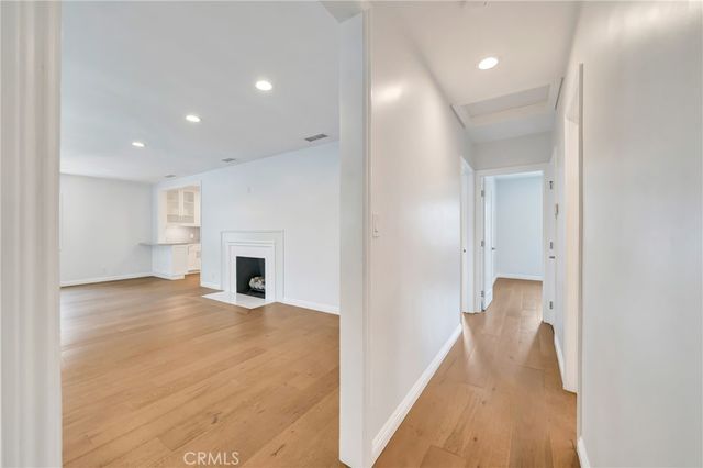 4833 Longridge, Sherman Oaks, CA 91423