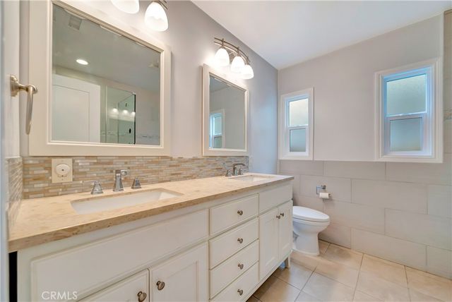 4833 Longridge, Sherman Oaks, CA 91423