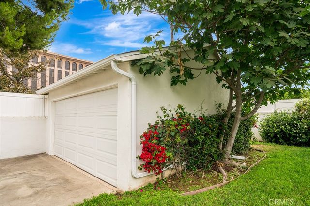 4833 Longridge, Sherman Oaks, CA 91423