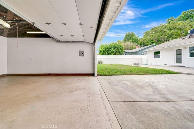 4833 Longridge, Sherman Oaks, CA 91423