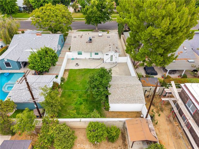 4833 Longridge, Sherman Oaks, CA 91423