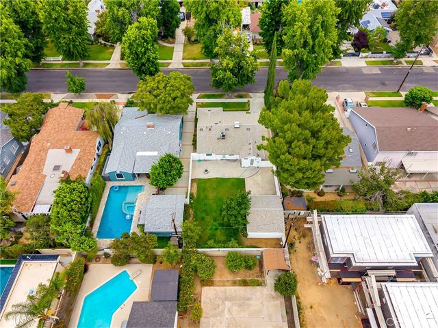 4833 Longridge, Sherman Oaks, CA 91423