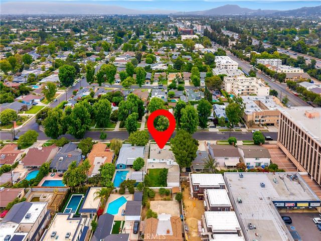 4833 Longridge, Sherman Oaks, CA 91423