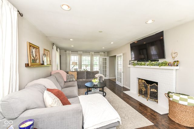 4601 S Walcott Street, Indianapolis, IN 46227