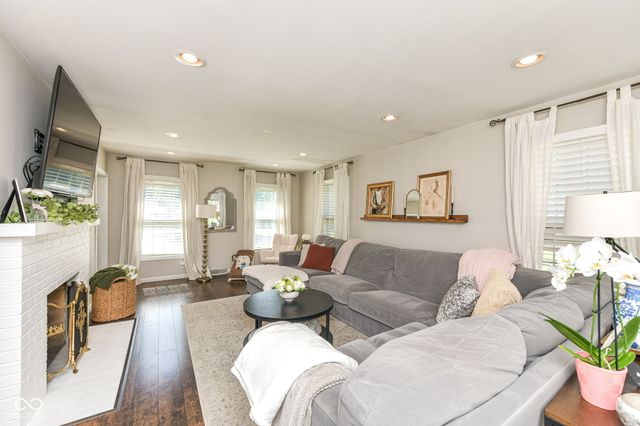 4601 S Walcott Street, Indianapolis, IN 46227