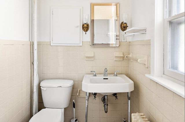 63-65 Harvard Street 2, Winchester, MA 01890