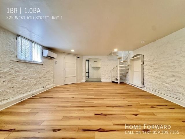 325 W 6th Street 1, Lexington, KY 40508