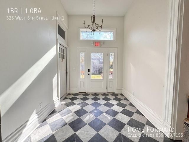 325 W 6th Street 1, Lexington, KY 40508