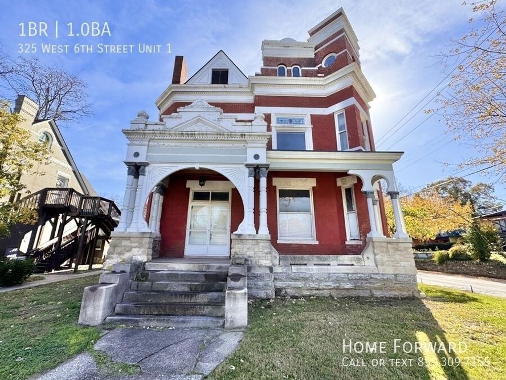 325 W 6th Street 1, Lexington, KY 40508