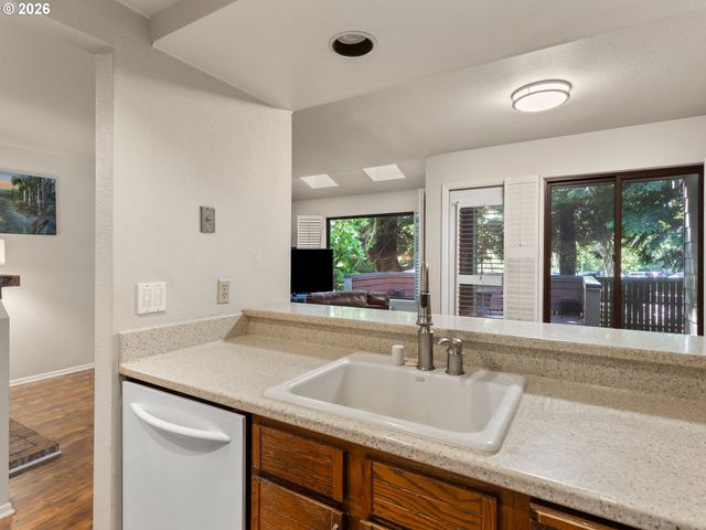 7908 Ne LOOWIT Loop 50, Vancouver, WA 98662