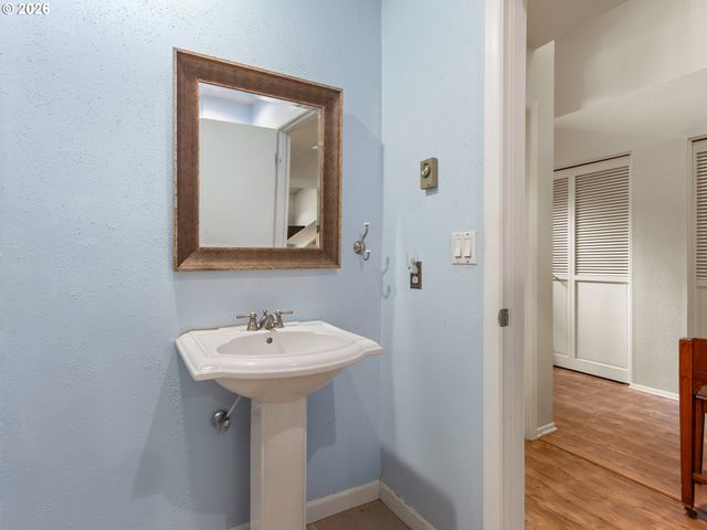 7908 Ne LOOWIT Loop 50, Vancouver, WA 98662