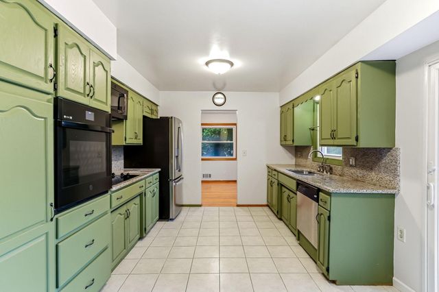 1035 Cannon Avenue, Shoreview, MN 55126