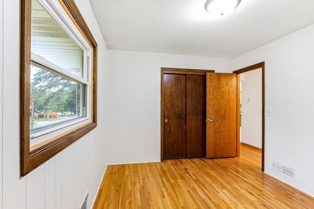 1035 Cannon Avenue, Shoreview, MN 55126