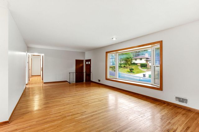 1035 Cannon Avenue, Shoreview, MN 55126