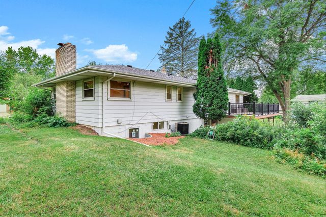 1035 Cannon Avenue, Shoreview, MN 55126