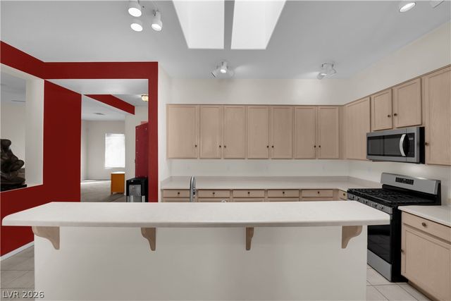 1210 Stoneypeak Avenue, North Las Vegas, NV 89081