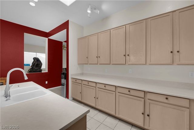 1210 Stoneypeak Avenue, North Las Vegas, NV 89081