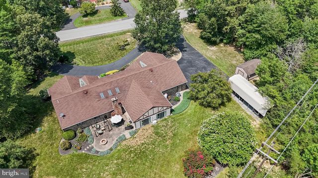 10555 PRINCE CHARLES DR, La Plata, MD 20646