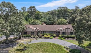 10555 PRINCE CHARLES DR, La Plata, MD 20646